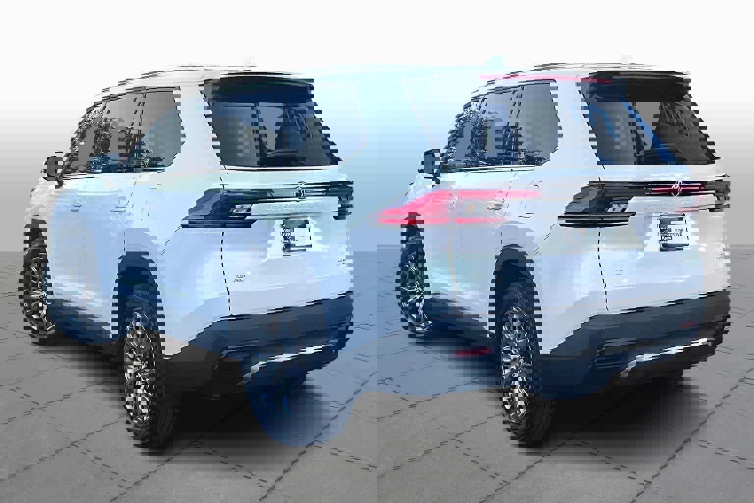 Used 2024 Toyota Grand Highlander Limited image 12