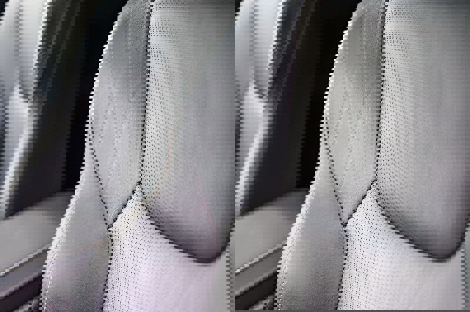 Used 2024 Lexus RX 350 Premium w/ Accessory Package (Z1) image 28