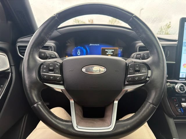 Certified 2021 Ford Explorer Platinum w/ Equipment Group 601A AWD/4WD image 57