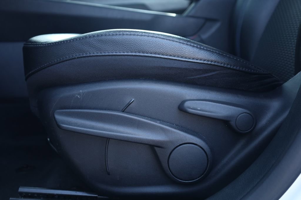 Used 2024 Jeep Compass Latitude image 21