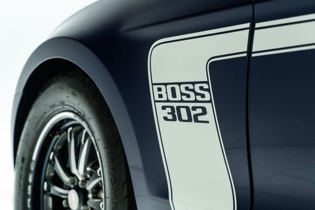 Used 2012 Ford Mustang Boss 302 w/ Boss 302 Accessory Pkg RWD image 24