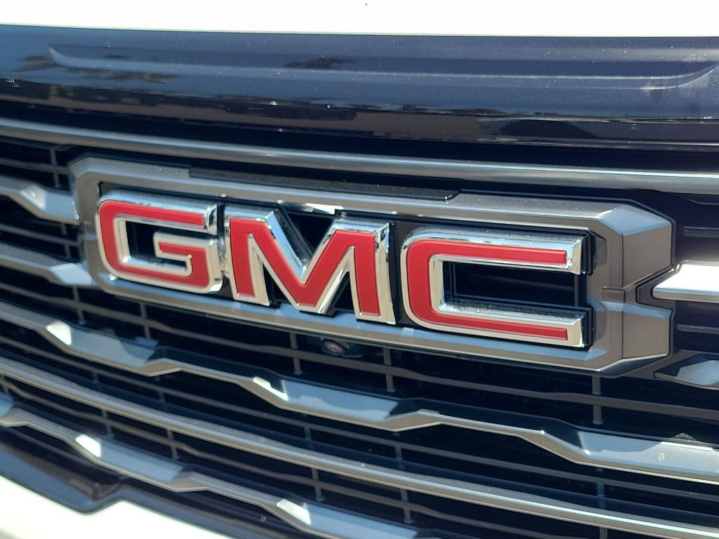 Used 2026 GMC Acadia AT4 w/ Luxury Package AWD/4WD image 31
