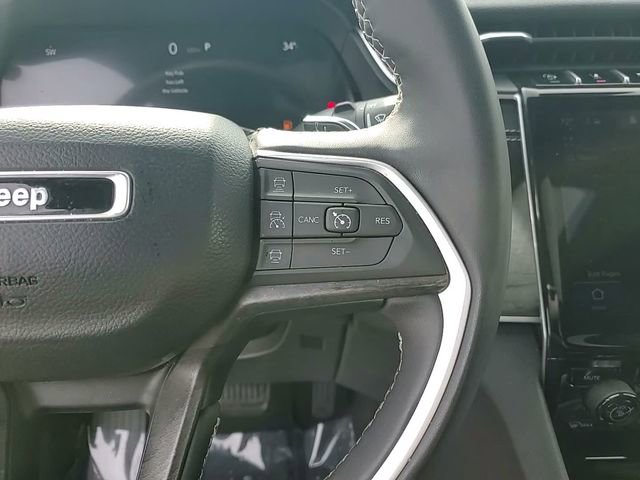 Used 2024 Jeep Grand Cherokee L Limited w/ Luxury Tech Group II image 19