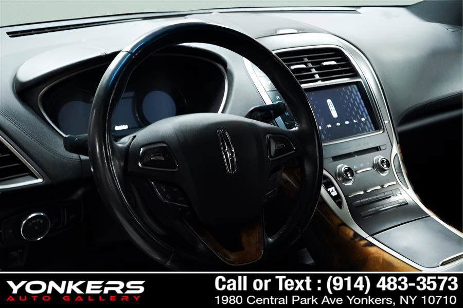 Used 2017 Lincoln MKX Reserve w/ Lincoln MKX Climate Package image 53