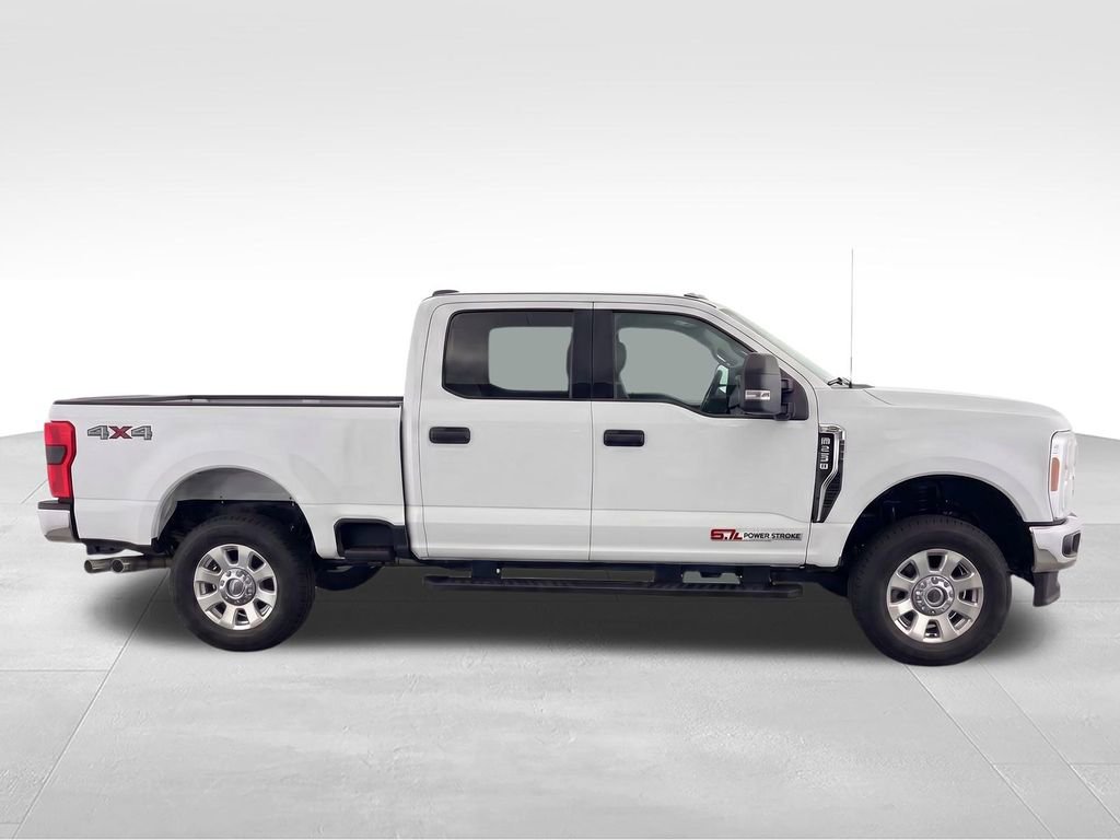 Used 2024 Ford F350 XLT w/ Camper Package image 10