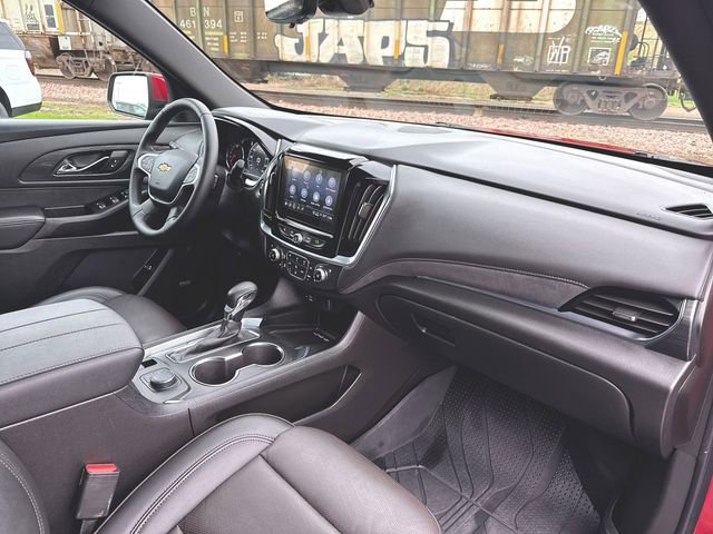 Used 2023 Chevrolet Traverse High Country w/ LPO, Floor Liner Package AWD/4WD image 30