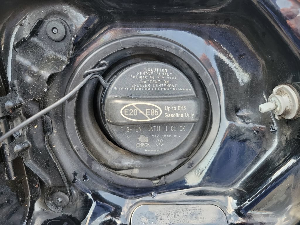 Used 2024 Toyota Corolla LE FWD image 30