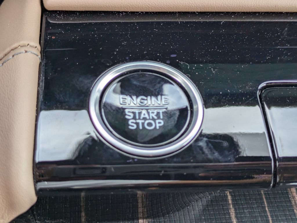 New 2026 Lincoln Navigator L Black Label AWD/4WD image 33