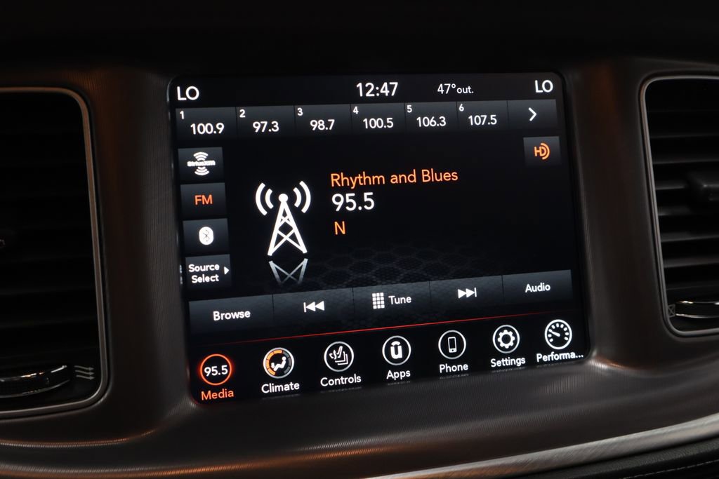 Used 2022 Dodge Charger Scat Pack w/ Dynamics Package image 2