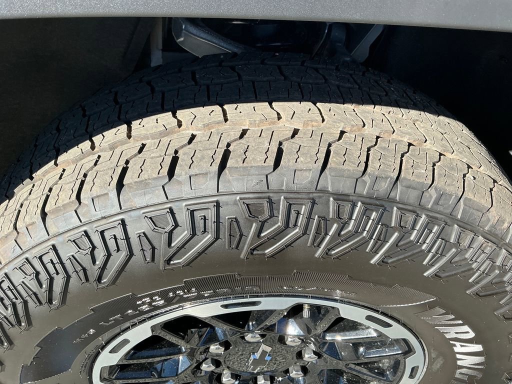New 2026 Chevrolet Silverado EV Trail Boss w/ Premium Package image 27