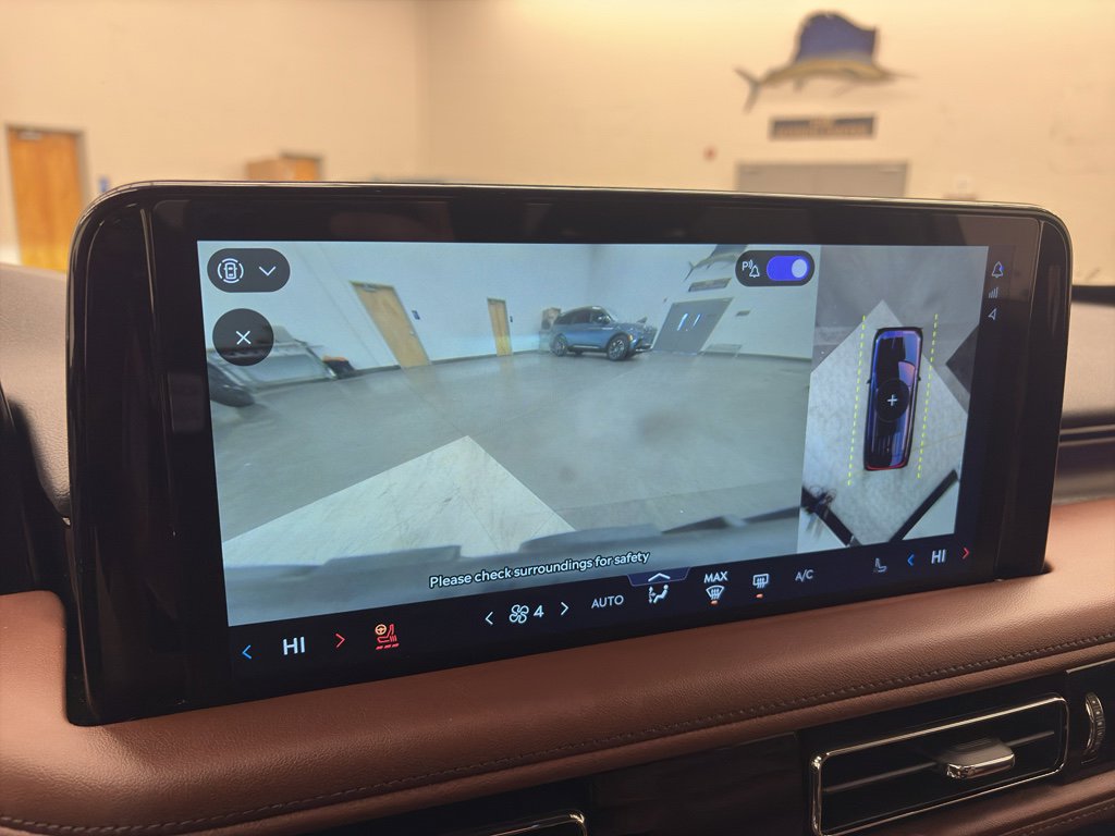 Used 2025 Lincoln Aviator Reserve w/ Equipment Group 201A image 30