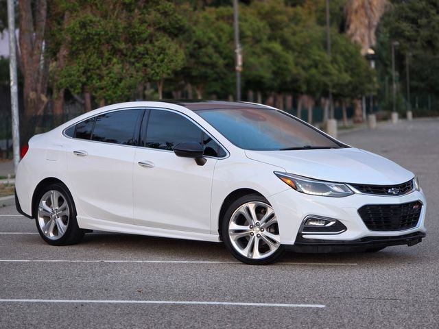 Used 2018 Chevrolet Cruze Premier image 16
