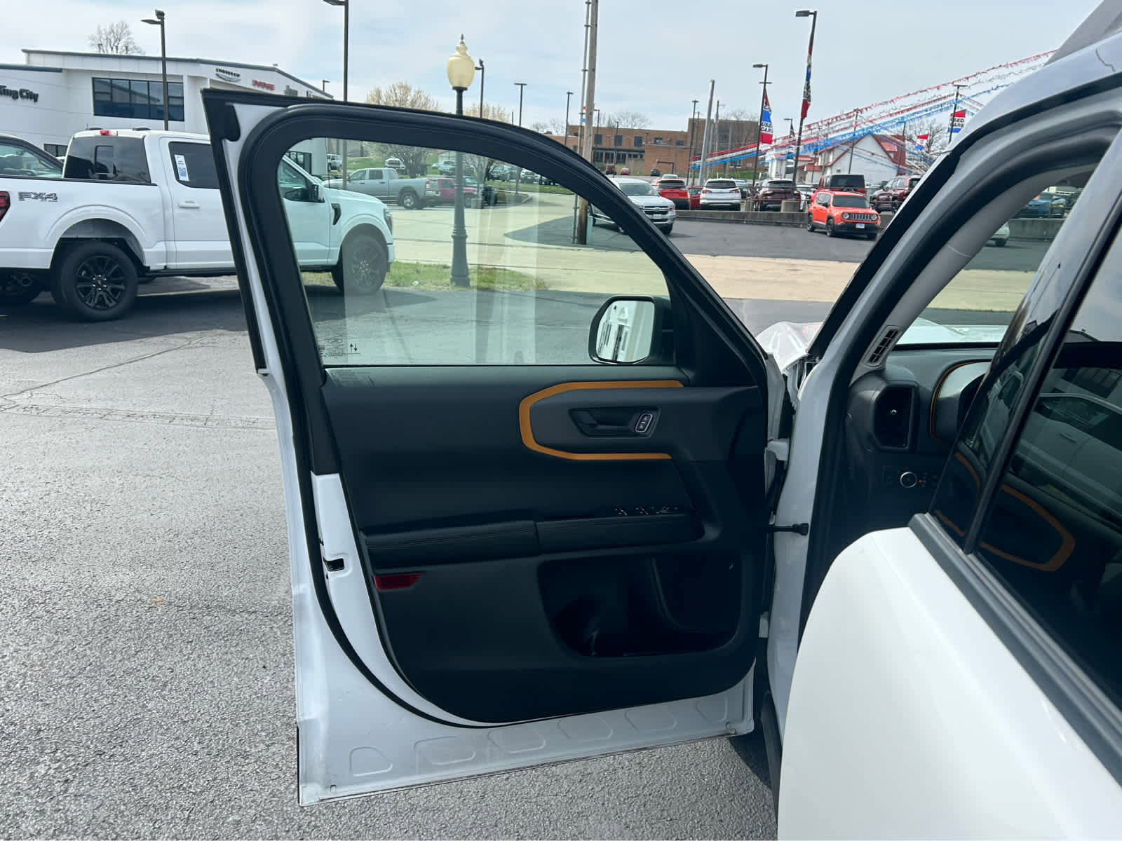 Used 2022 Ford Bronco Sport Badlands image 23