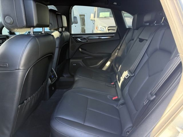 Used 2019 Porsche Macan AWD/4WD image 24