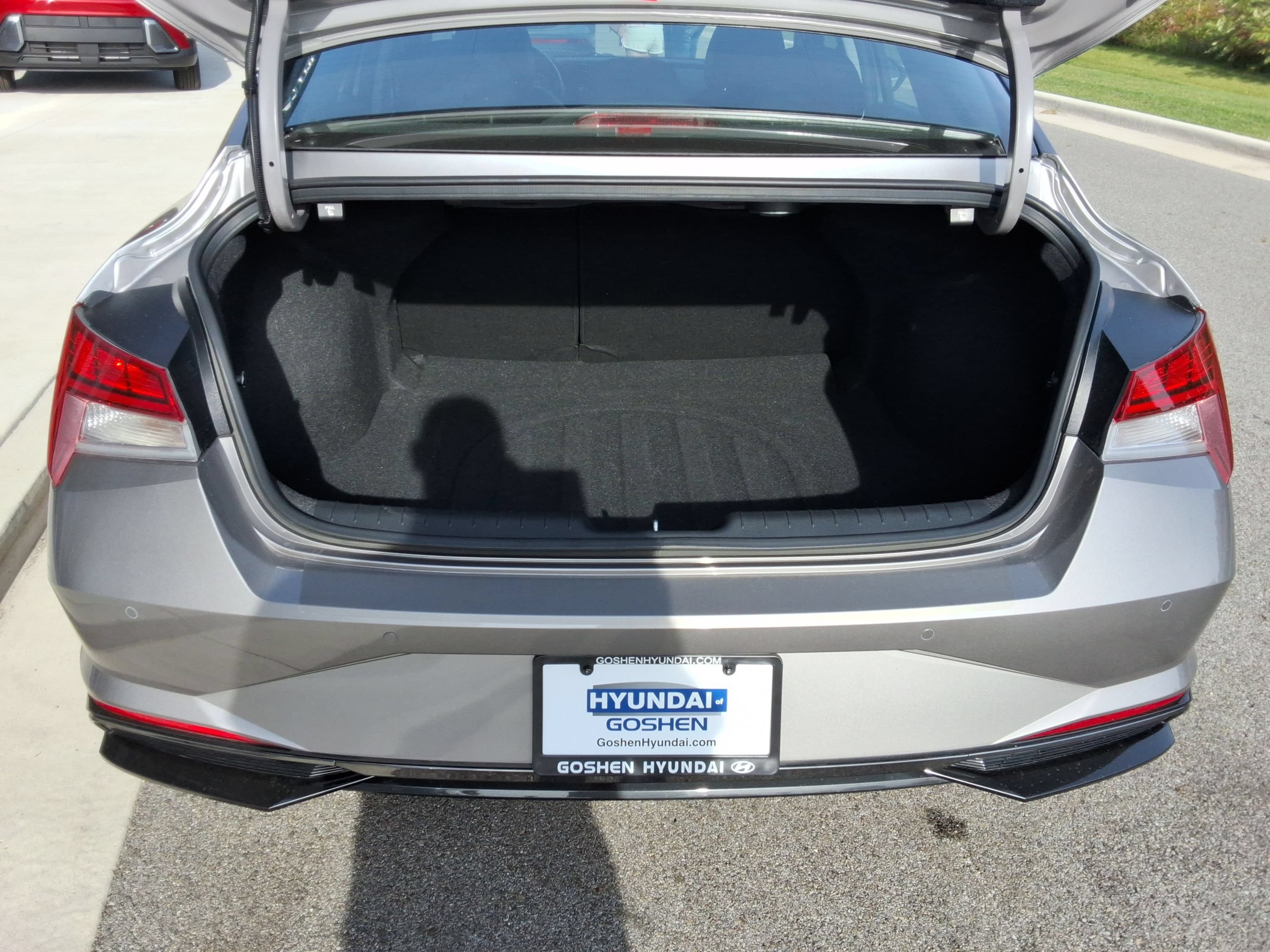 Used 2023 Hyundai Elantra Limited FWD image 22