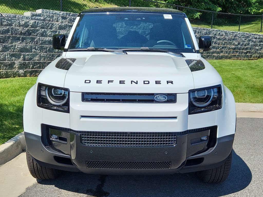 New 2026 Land Rover Defender 110 S AWD/4WD image 8