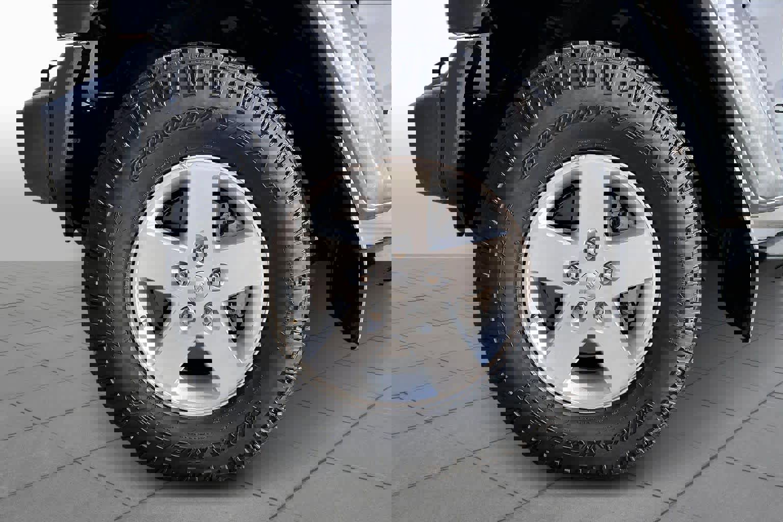 Used 2020 Jeep Gladiator Sport w/ Quick Order Package 24S image 11