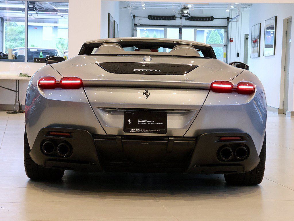 Certified 2026 Ferrari Roma Spider RWD image 44