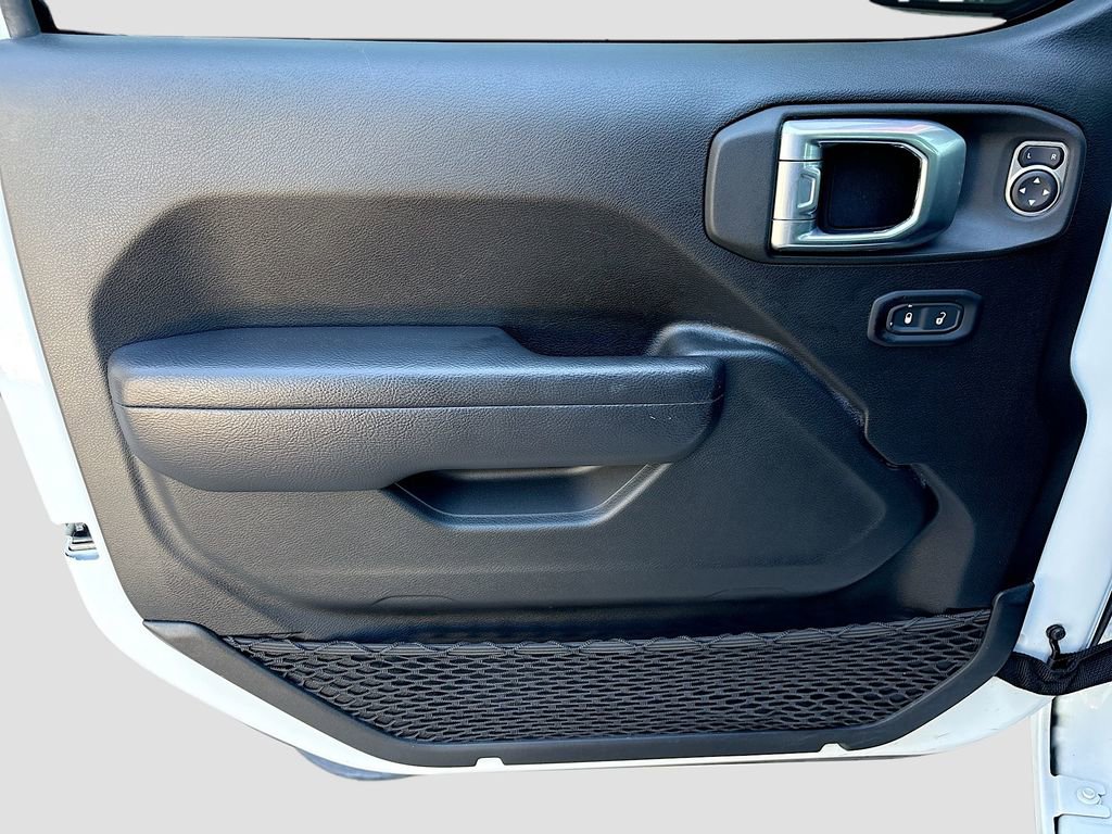 Used 2022 Jeep Wrangler Sport S image 22