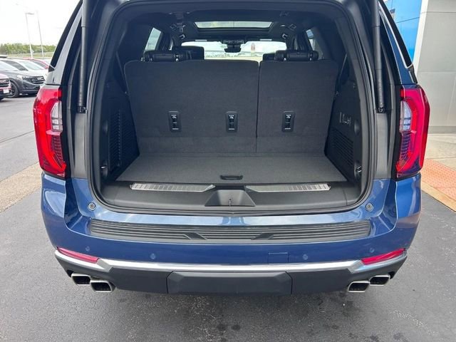 New 2025 GMC Yukon Denali w/ Denali Reserve Package image 7