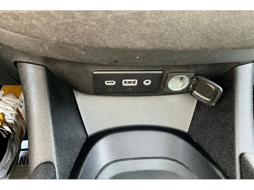 Used 2023 Chevrolet Malibu RS w/ LPO, Floor Liner Package FWD image 34