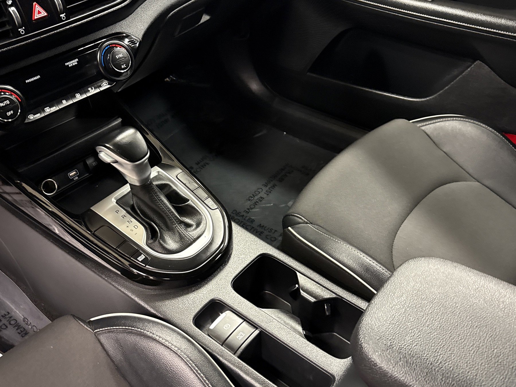 Used 2024 Kia Forte GT-Line image 10