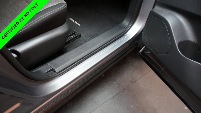 Used 2022 Nissan Rogue SV image 60