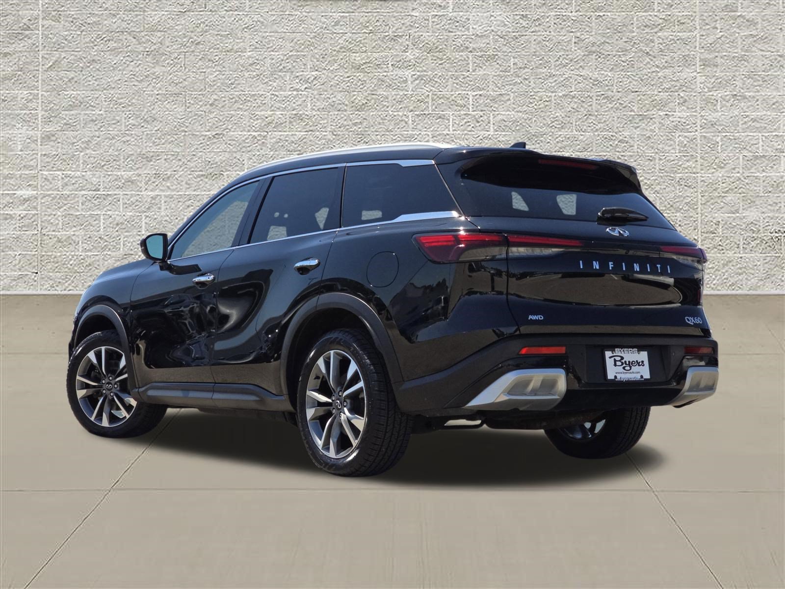Used 2023 INFINITI QX60 Luxe AWD/4WD image 5