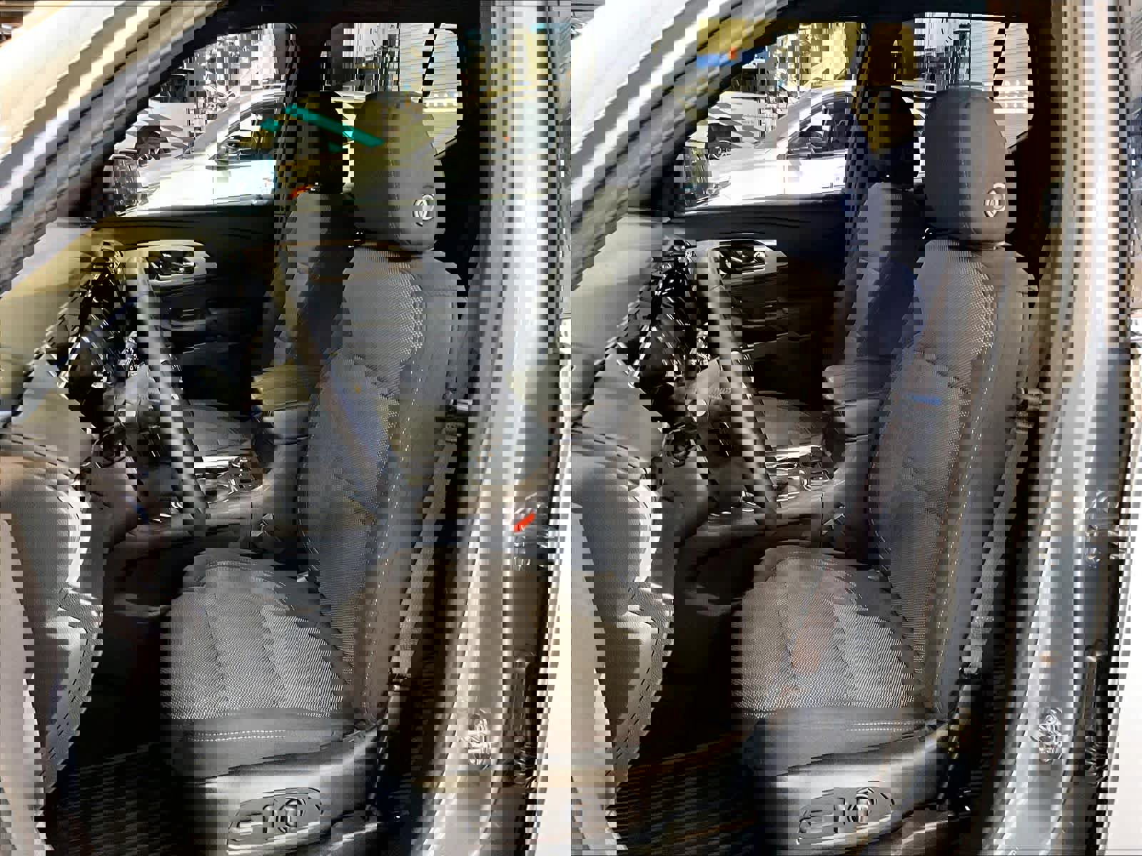 Used 2023 Chevrolet Traverse LT image 10