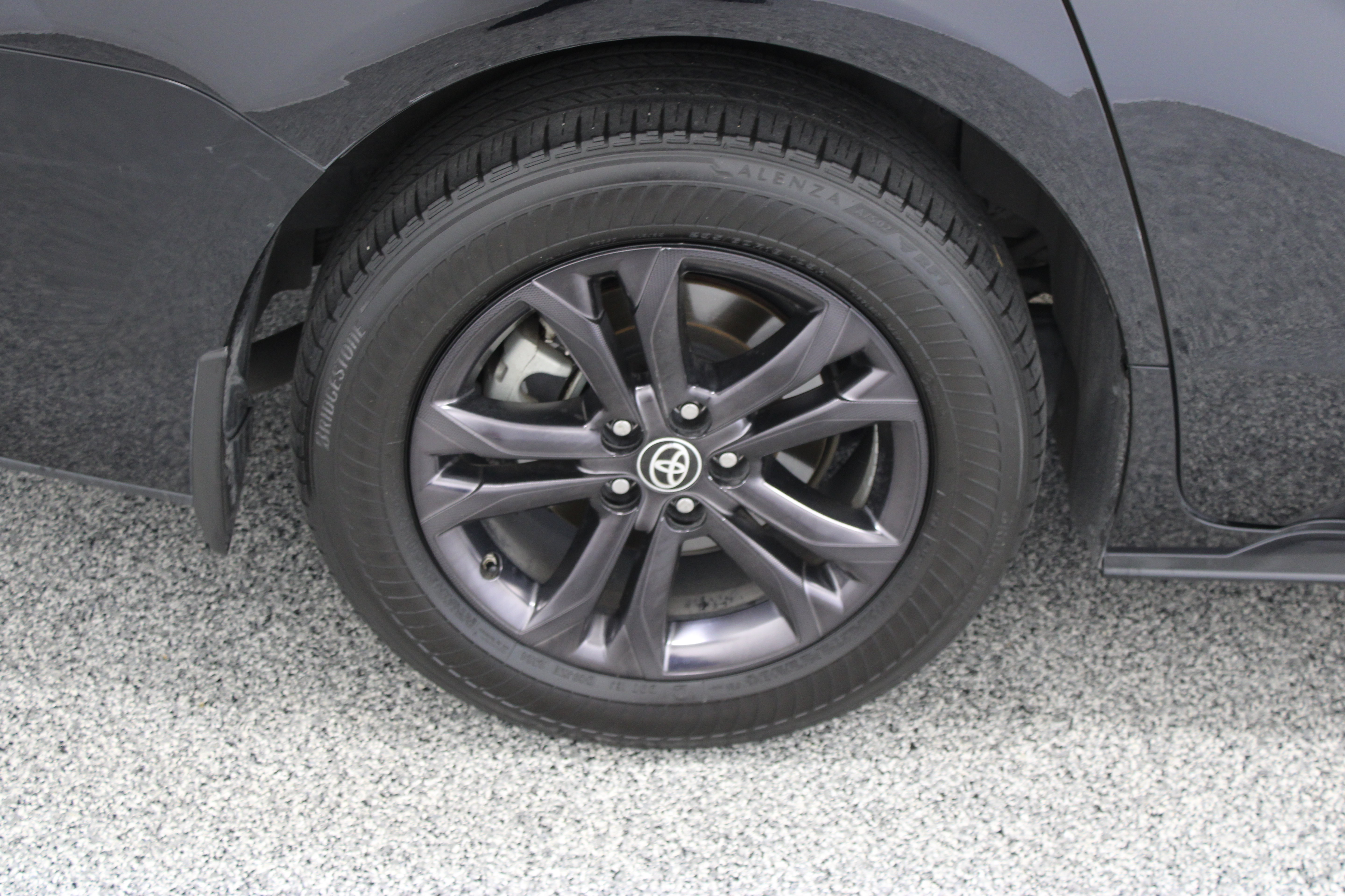 Certified 2024 Toyota Sienna XLE Woodland Edition AWD/4WD image 6