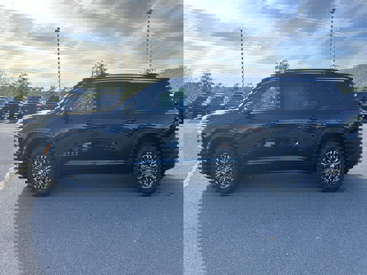 New 2026 Chevrolet Traverse LT w/ Driver Confidence Package image 4