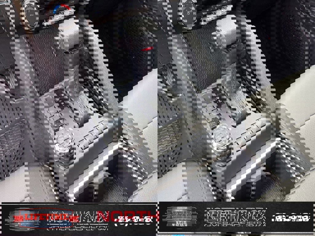 Used 2024 Toyota Tacoma TRD Off-Road image 11