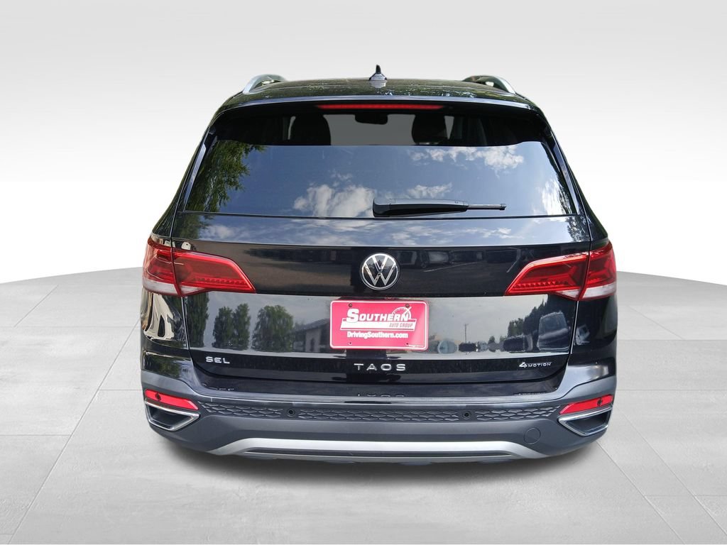Used 2022 Volkswagen Taos SEL w/ Panoramic Sunroof Package AWD/4WD image 5
