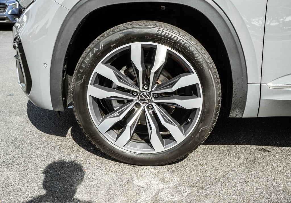 Used 2021 Volkswagen Atlas Cross Sport SEL Premium R-Line AWD/4WD image 29