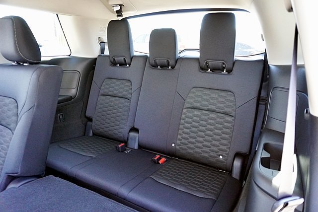 New 2026 Nissan Pathfinder SV FWD image 27