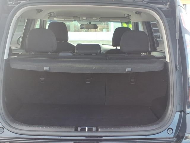 Used 2017 Kia Soul + image 7