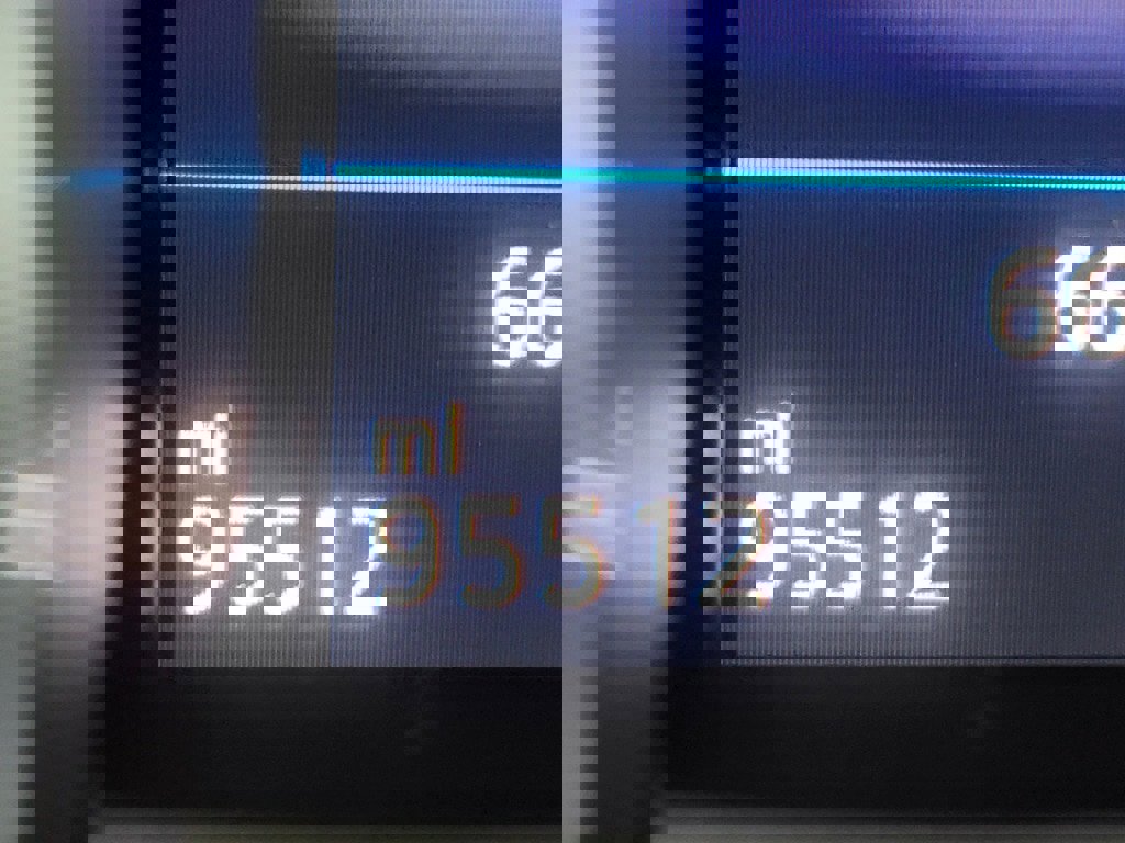 Used 2021 Volkswagen Tiguan SE w/ Panoramic Sunroof Package FWD image 17