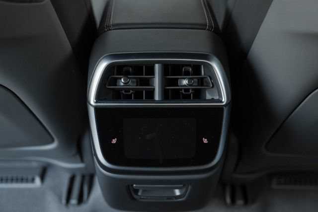 Used 2024 Lucid Air Touring AWD/4WD image 47