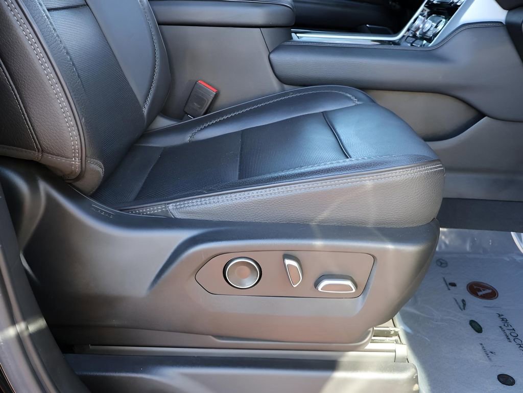Used 2021 GMC Yukon Denali image 12