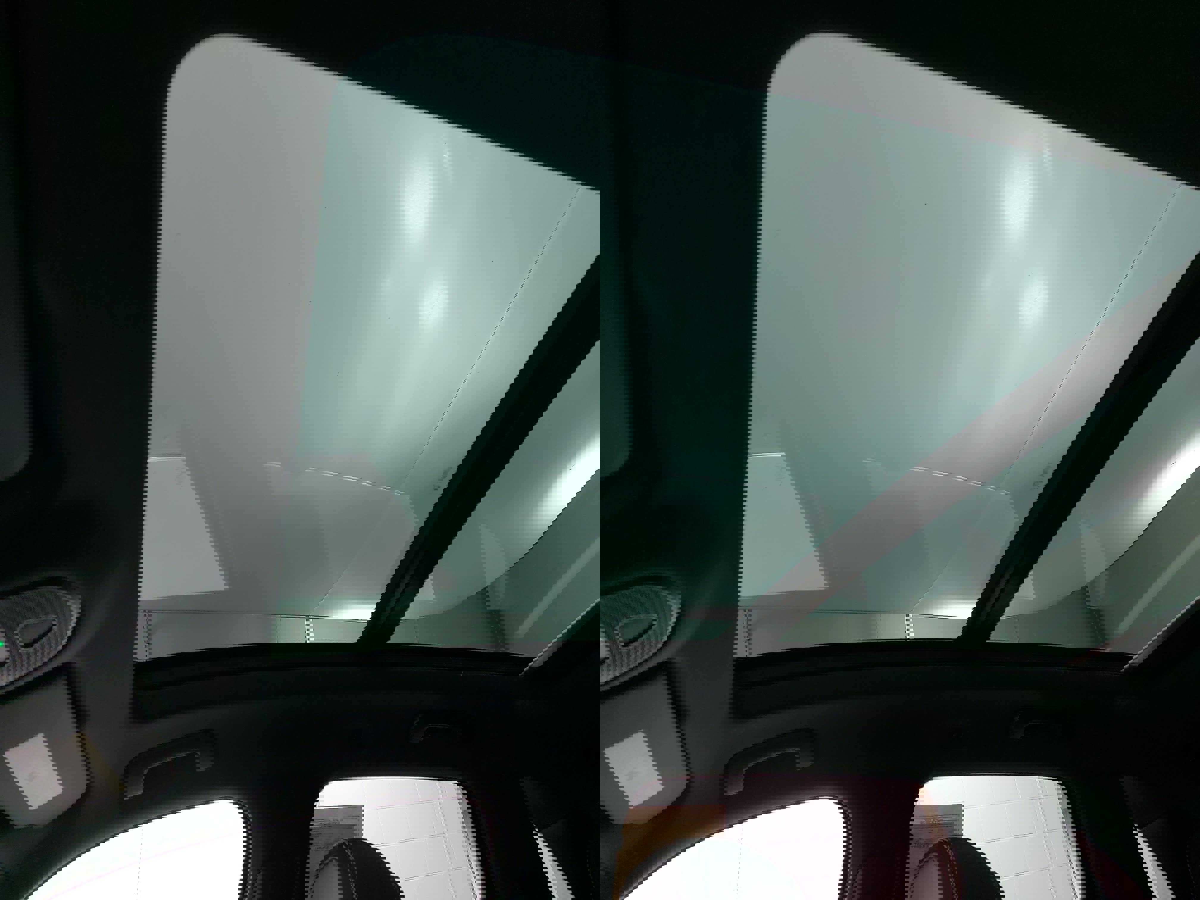 Used 2025 Porsche Cayenne image 32