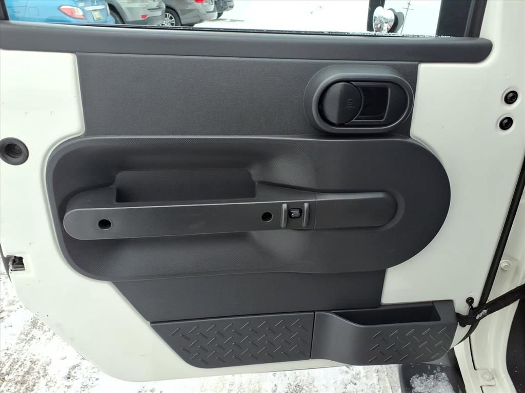 Used 2010 Jeep Wrangler Unlimited Sport image 15