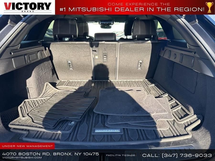 Used 2022 Land Rover Range Rover Velar R-Dynamic S AWD/4WD image 25