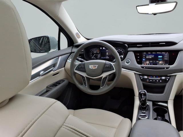 Used 2024 Cadillac XT5 Premium Luxury w/ Technology Package AWD/4WD image 10
