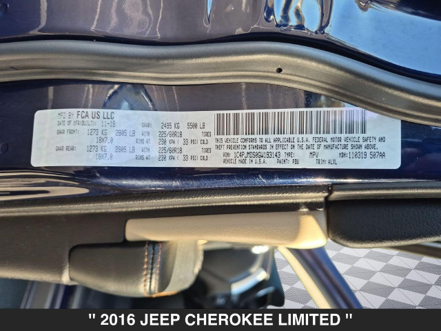 Used 2016 Jeep Cherokee Limited AWD/4WD image 35