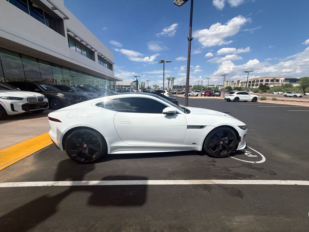 Used 2024 Jaguar F-TYPE Coupe AWD image 8