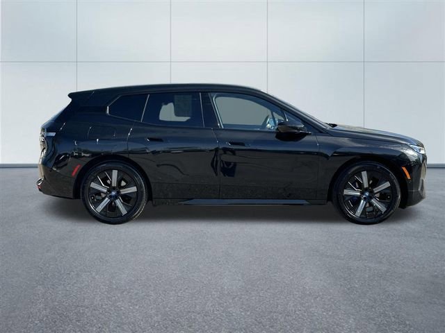 Certified 2024 BMW iX xDrive50 w/ Premium Package AWD/4WD image 5