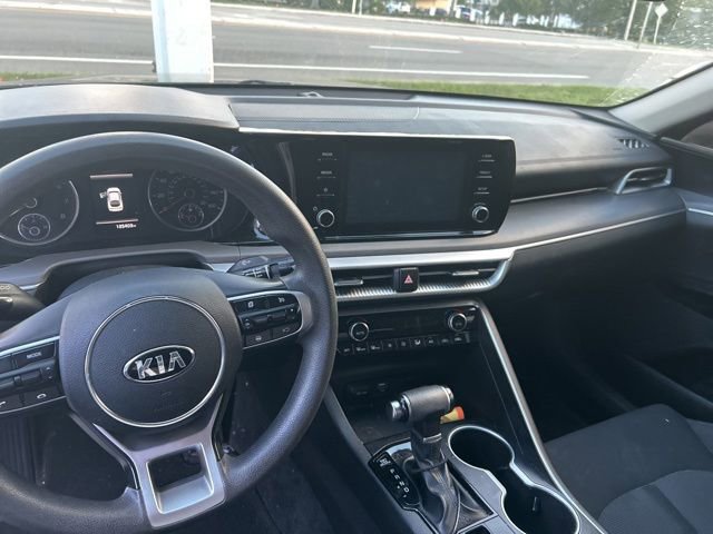 Used 2021 Kia K5 LXS FWD image 7