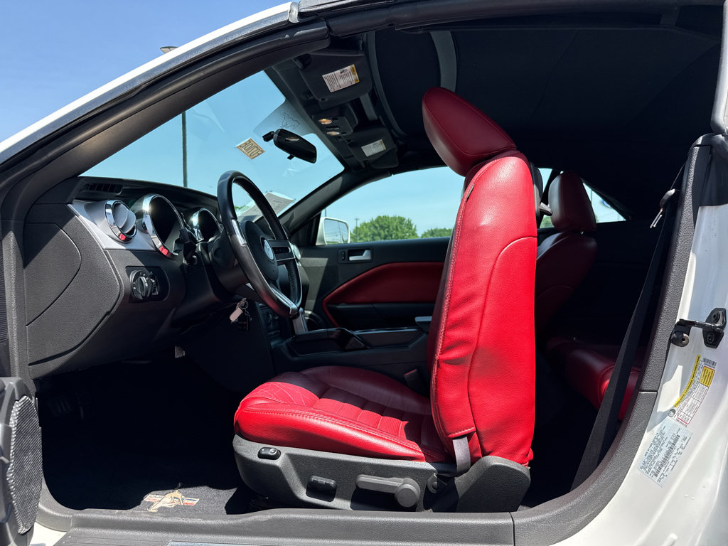 Used 2006 Ford Mustang GT Premium RWD image 8