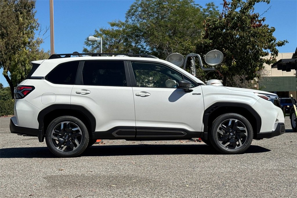 New 2025 Subaru Forester Limited image 4