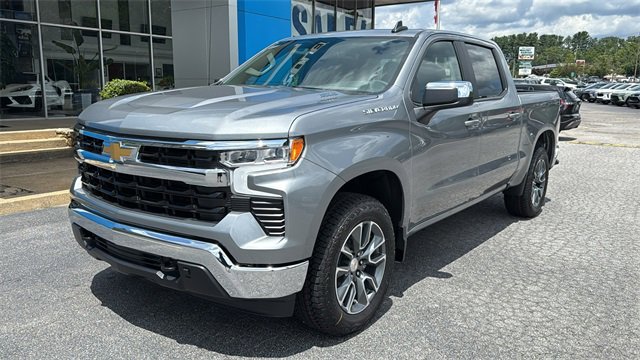 New 2025 Chevrolet Silverado 1500 LT